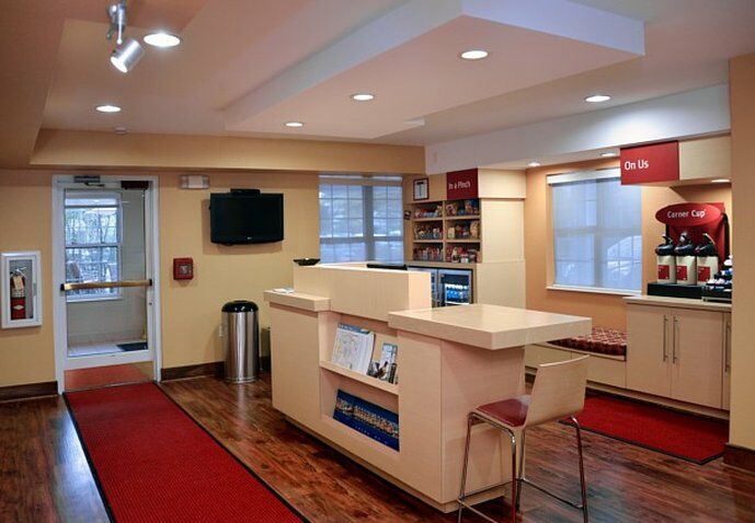 Towneplace Suites By Marriott East Lansing Exterior photo